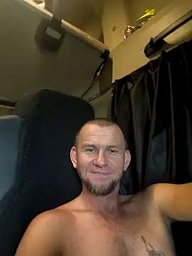 RoadDaddyXL online show from October 3, 2025, 12:50 pm