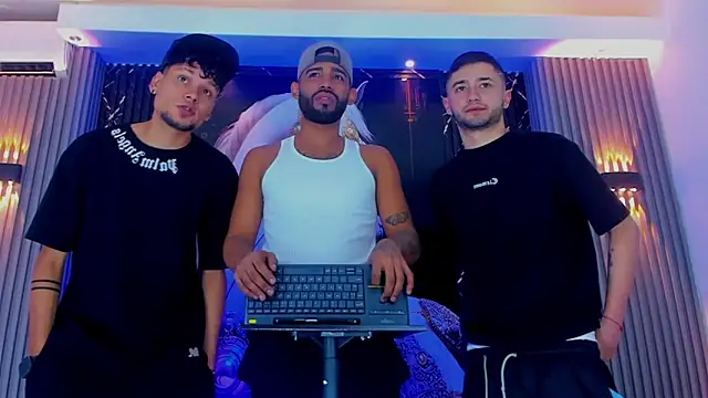 Extreme boys2 online show from September 10, 2025, 4:11 am