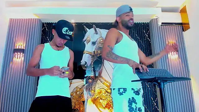 Extreme boys2 online show from November 6, 2025, 3:54 am