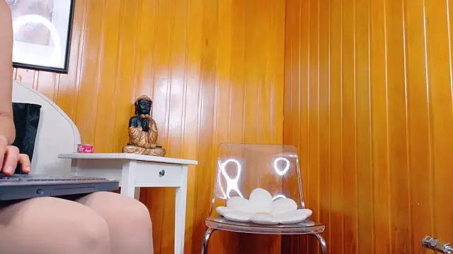 Snapshot of Zafiro_Gem_ chatting on October 15, 2025, 7:55 pm Zafiro Gem online show from October 15, 2025, 7:55 pm