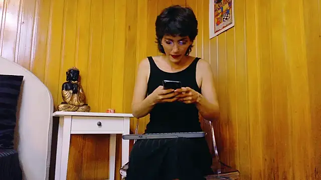 Snapshot of Zafiro_Gem_ chatting on October 28, 2025, 7:13 pm Zafiro Gem online show from October 28, 2025, 7:13 pm