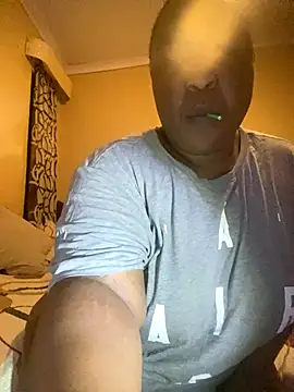 Snapshot of ThickTana chatting on November 15, 2025, 7:51 pm ThickTana online show from November 15, 2025, 7:51 pm