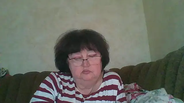 MilaSky5303 online show from December 19, 2025, 10:06 am