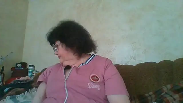 Snapshot of MilaSky5303 chatting on May 31, 2026, 8:31 am MilaSky5303 online show from May 31, 2026, 8:31 am