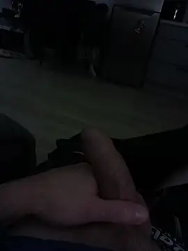 studdd716 online show from December 17, 2025, 4:01 pm