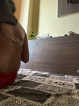 indianshycouple online show from March 11, 2026, 4:39 am