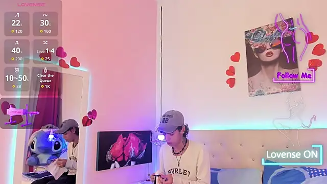 Snapshot of Thedoll_ethan7 chatting on October 17, 2025, 7:48 pm Thedoll ethan7 online show from October 17, 2025, 7:48 pm