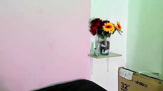 TeensNews18 online show from October 16, 2025, 11:13 pm