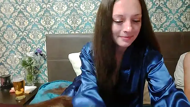 Snapshot of Rapunzel_hairlover chatting on October 1, 2025, 8:02 pm Rapunzel hairlover online show from October 1, 2025, 8:02 pm