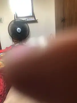 jmmm140793 online show from November 22, 2025, 4:17 pm