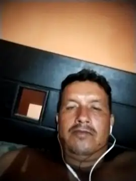 colombiano198720 online show from September 21, 2025, 1:44 am