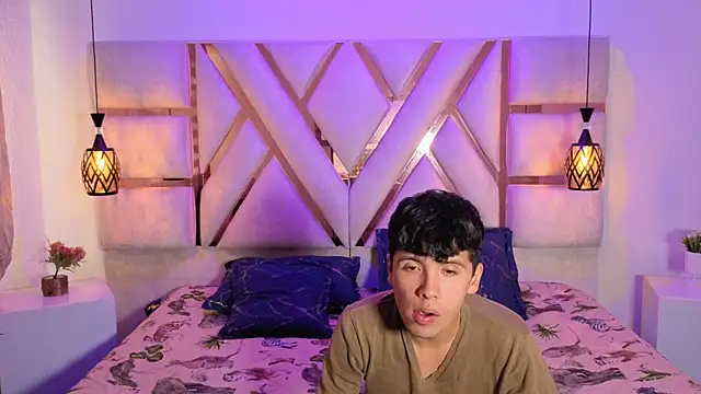 hoot boyss online show from September 12, 2025, 7:46 pm