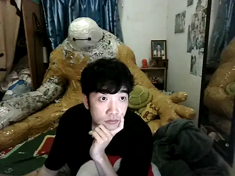 Snapshot of moaman190 chatting on October 12, 2025, 6:31 pm moaman190 online show from October 12, 2025, 6:31 pm