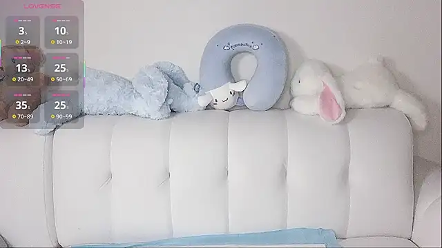 LuLu-Moon online show from October 21, 2025, 8:36 am