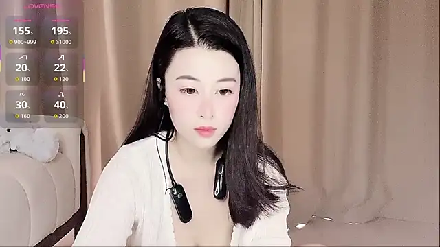 LuLu-Moon online show from October 18, 2025, 7:21 am