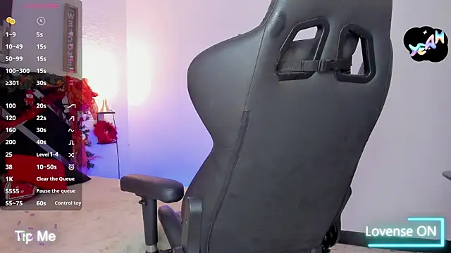 Snapshot of Adan_Oriol chatting on December 17, 2025, 7:41 pm Adan Oriol online show from December 17, 2025, 7:41 pm