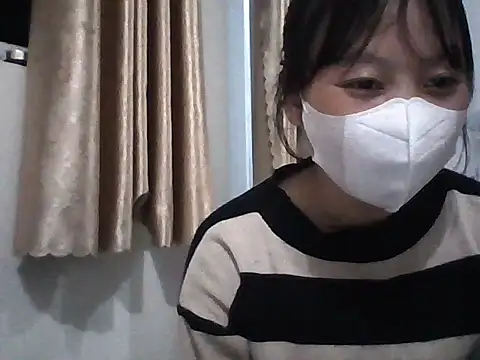 Mainay0033 online show from November 11, 2025, 11:49 am