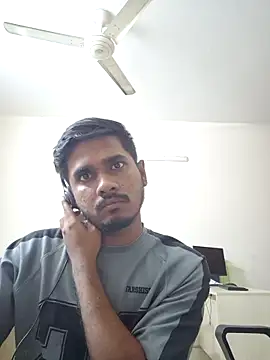 Snapshot of SHUVOK07 chatting on October 11, 2025, 2:07 pm SHUVOK07 online show from October 11, 2025, 2:07 pm