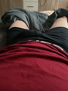 Snapshot of Penizky33 chatting on February 24, 2026, 9:54 am Penizky33 online show from February 24, 2026, 9:54 am