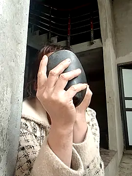 Snapshot of Maymay0033 chatting on November 28, 2025, 4:01 am Maymay0033 online show from November 28, 2025, 4:01 am