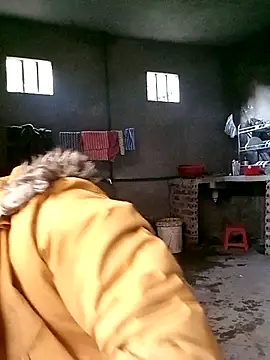 Snapshot of Maymay0033 chatting on November 27, 2025, 12:22 am Maymay0033 online show from November 27, 2025, 12:22 am