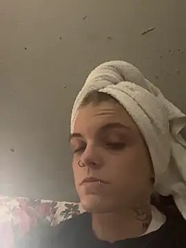 ittybittymeryssa online show from October 13, 2025, 4:36 am