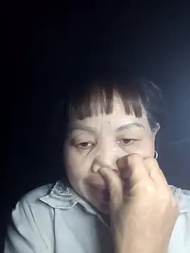  YooY  online show from October 24, 2025, 6:29 pm