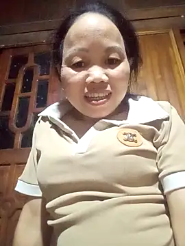  YooY  online show from October 13, 2025, 3:46 pm