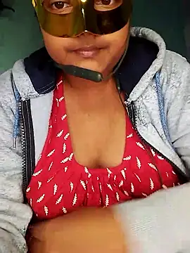 mimi87hoty online show from January 10, 2026, 3:40 pm