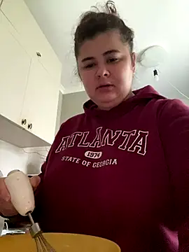 Snapshot of AliceCurlyX chatting on December 5, 2025, 10:25 am AliceCurlyX online show from December 5, 2025, 10:25 am