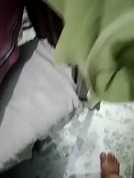 Cocomaza1 online show from April 18, 2026, 6:10 pm