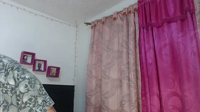 Lolitaa ran online show from September 26, 2025, 3:13 am