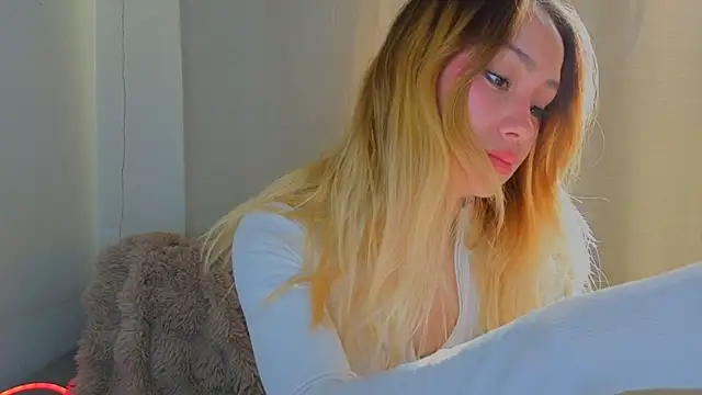 Snapshot of baobei03 chatting on March 31, 2026, 8:27 am baobei03 online show from March 31, 2026, 8:27 am