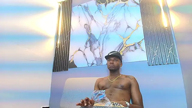 DOUGLAS 099 online show from November 29, 2025, 12:44 am