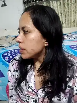 Queen Ashly online show from November 26, 2025, 12:21 am