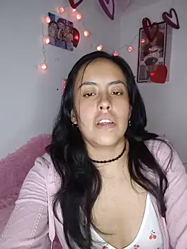 Queen Ashly online show from May 2, 2026, 3:01 am