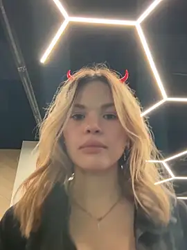 Snapshot of SMELLSEX chatting on October 30, 2025, 6:27 pm SMELLSEX online show from October 30, 2025, 6:27 pm