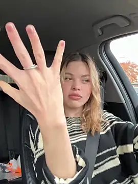 Snapshot of SMELLSEX chatting on October 12, 2025, 11:44 am SMELLSEX online show from October 12, 2025, 11:44 am