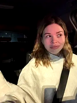 Snapshot of SMELLSEX chatting on October 13, 2025, 4:52 pm SMELLSEX online show from October 13, 2025, 4:52 pm