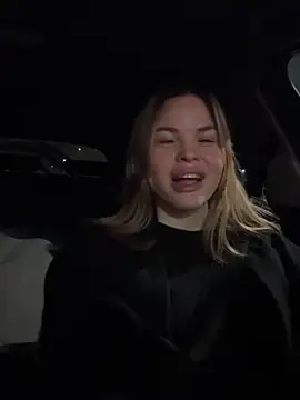 Snapshot of SMELLSEX chatting on October 23, 2025, 5:22 pm SMELLSEX online show from October 23, 2025, 5:22 pm