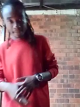 Snapshot of Nykho17 chatting on October 12, 2025, 3:35 pm Nykho17 online show from October 12, 2025, 3:35 pm