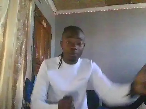 Snapshot of Nykho17 chatting on October 30, 2025, 7:39 am Nykho17 online show from October 30, 2025, 7:39 am