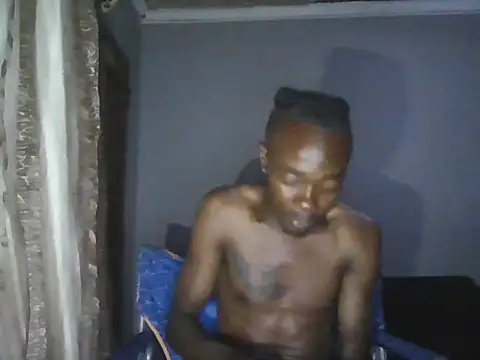 Snapshot of Nykho17 chatting on November 1, 2025, 9:30 pm Nykho17 online show from November 1, 2025, 9:30 pm