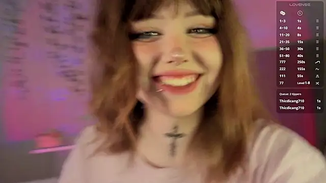 Snapshot of RileyVice chatting on November 24, 2025, 8:47 am RileyVice online show from November 24, 2025, 8:47 am