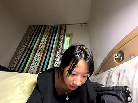 Snapshot of jingjing005 chatting on November 11, 2025, 9:26 am jingjing005 online show from November 11, 2025, 9:26 am