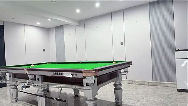 Snapshot of yuer2563 chatting on December 18, 2025, 1:59 pm yuer2563 online show from December 18, 2025, 1:59 pm