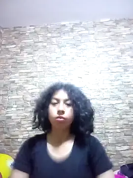 Snapshot of Syndel23 chatting on March 1, 2026, 2:28 pm Syndel23 online show from March 1, 2026, 2:28 pm