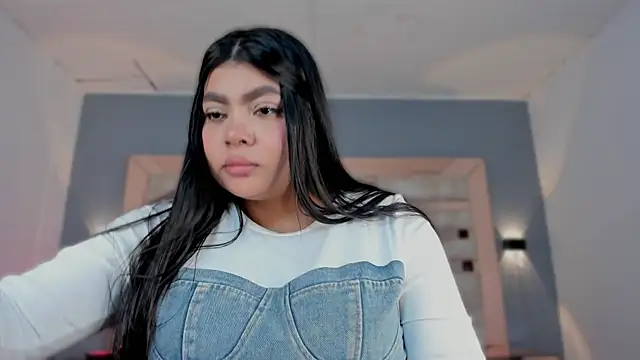 Snapshot of BellaBoobs_ chatting on November 23, 2025, 7:13 pm BellaBoobs online show from November 23, 2025, 7:13 pm