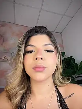 AngelBlushXXX online show from June 19, 2026, 9:09 pm