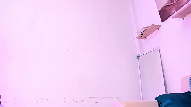 Snapshot of Gabrielaa_Miller_ chatting on November 26, 2025, 7:25 pm Gabrielaa Miller online show from November 26, 2025, 7:25 pm